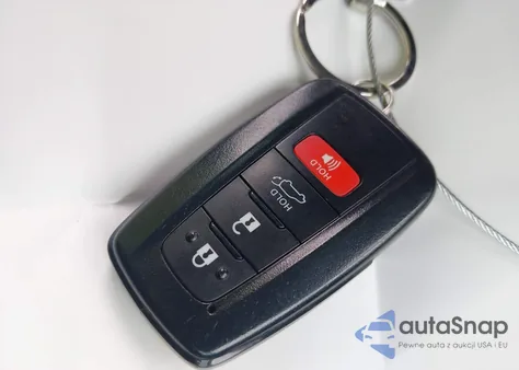 2024 Toyota Rav4 Xle from USA, damaged, VIN 2T3W1RFV4RC272706